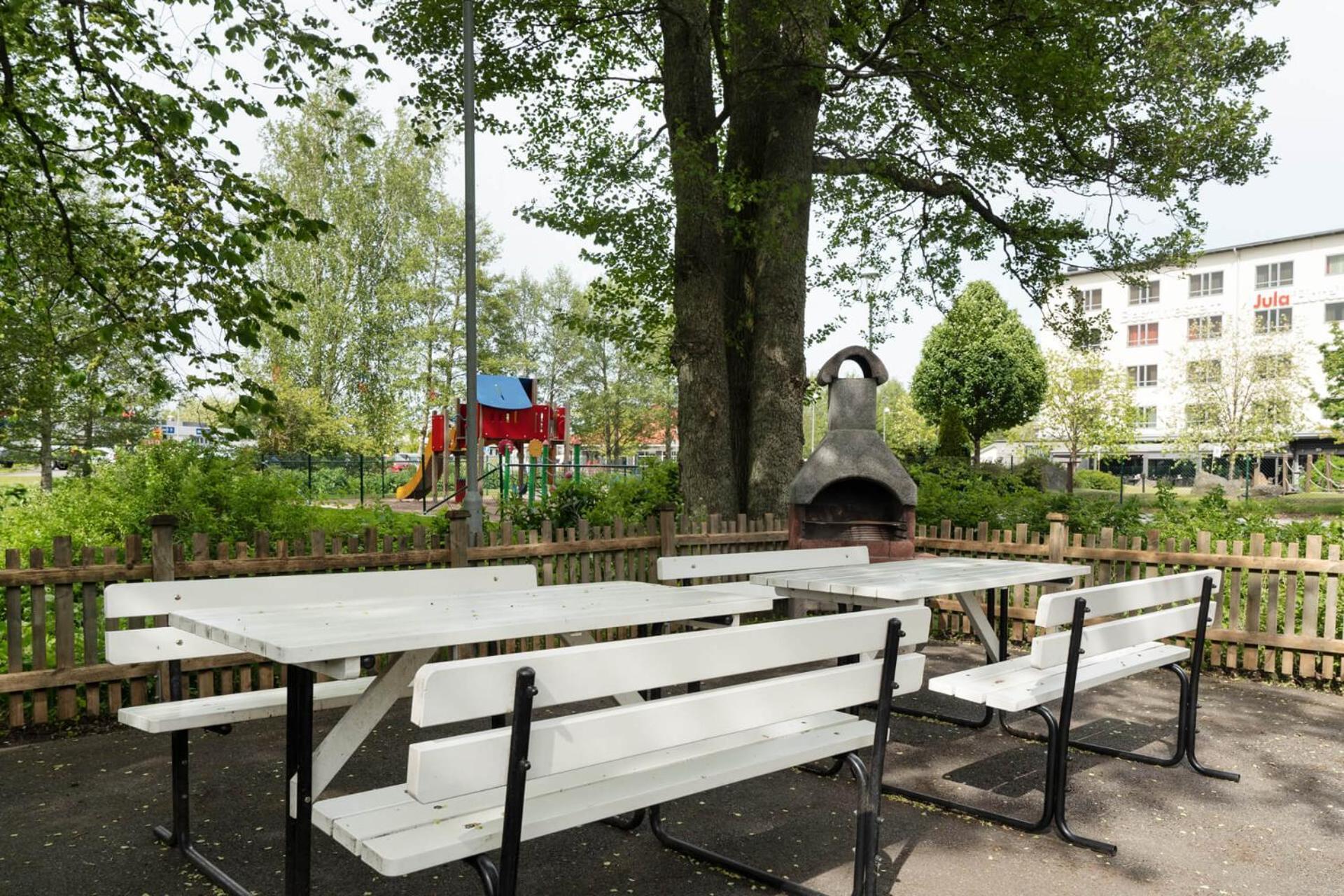 Skara Stads-Camping & Stugby Buitenkant foto