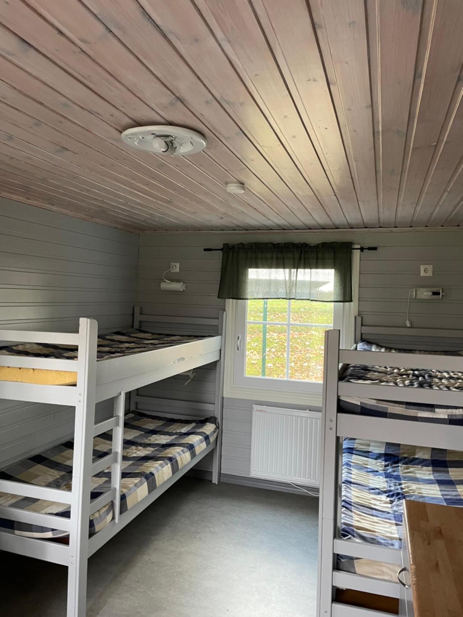 Skara Stads-Camping & Stugby Buitenkant foto