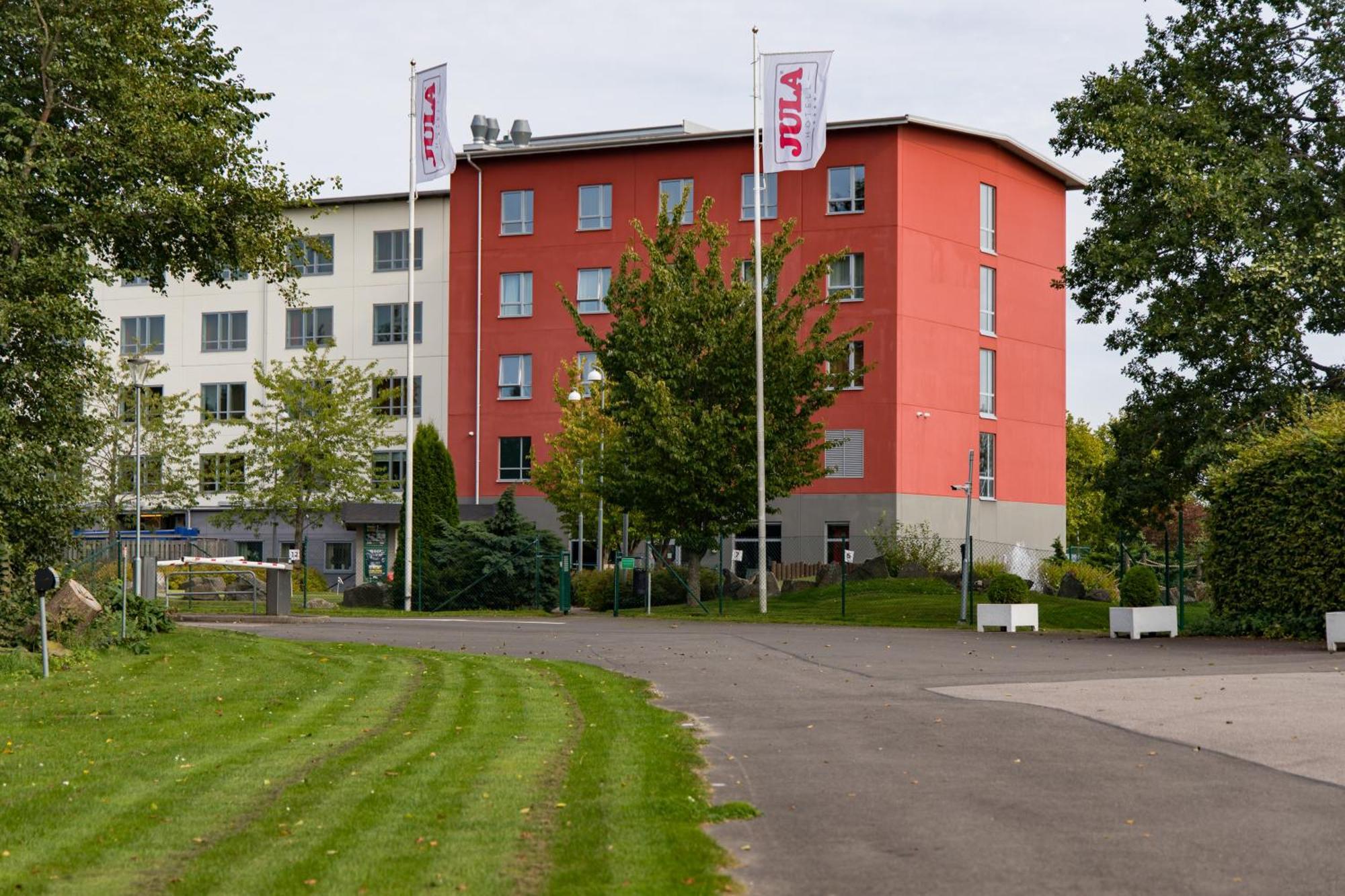 Skara Stads-Camping & Stugby Buitenkant foto